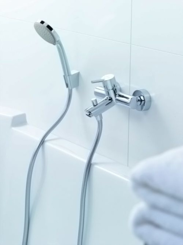 Смеситель Hansgrohe Talis S2 32440000 для ванны с душем фото 3