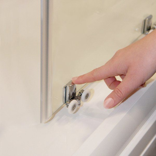 Душевая дверь в нишу Ravak BLDP2-110 Transparent, профиль хром + средство для ванн и защитное средство фото 2